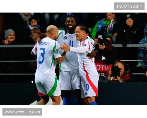 意大利队凭借关键胜利保留小组头名晋级希望