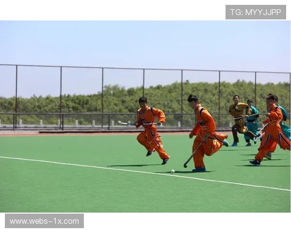 尼尔基镇6处标准曲棍球场，提供充足训练保障