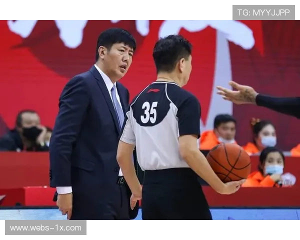 山东男篮107-94逆转同曦豪取三连胜，高诗岩末节领军翻盘